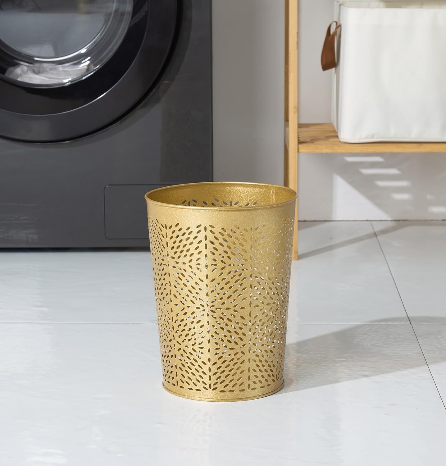 Small Gold Metal Trash Can Wastebasket, Decorative Hollow-Out Garbage Can Waste Paper Bin, Modern Farmhouse Round Trash Bin for Bathroom, Bedroom, Kitchen and Office (Floral)