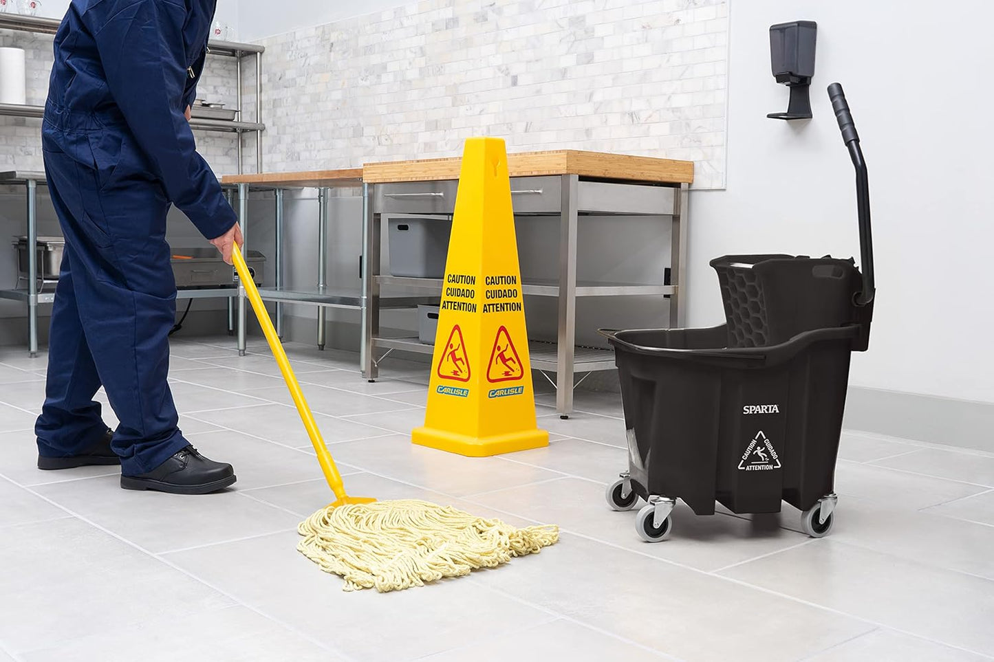 Carlisle FoodService Products 6690403 OmniFit™ Side Press Wringer, Black