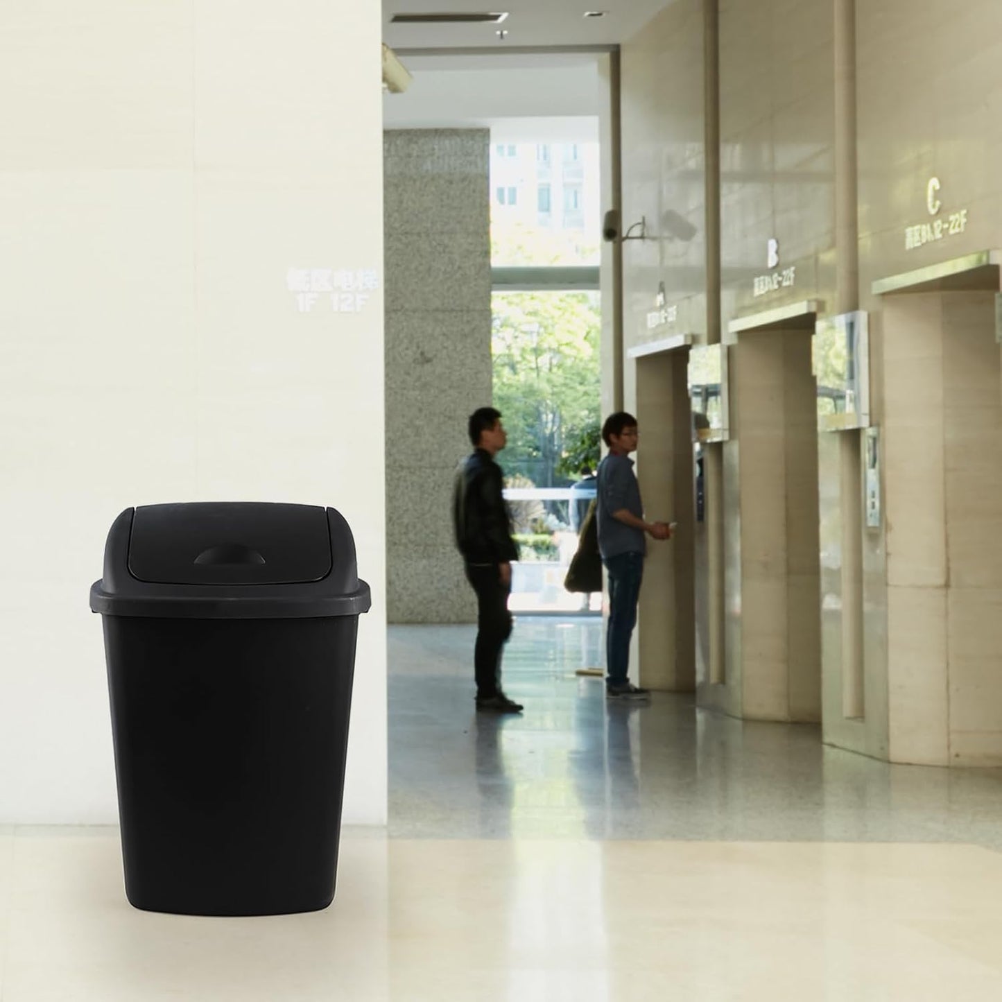 18 Gallon 4-Pack Large Garbage Can with Swing Lid, Commercial Plastic Swing Top Trash Bins, Black