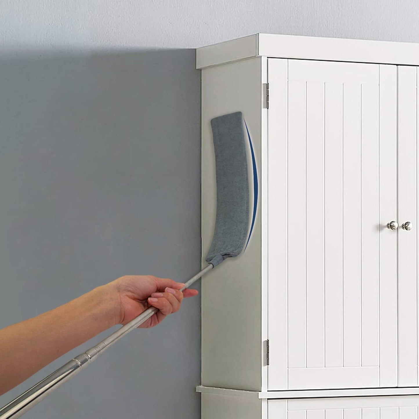 Retractable Gap Dust Cleaner with Extension Pole, Cleaning Tools with 3 Microfiber Dusting Cloths, Extendable Long Handle Duster for Cleaning Under Refrigerator Furniture Appliance