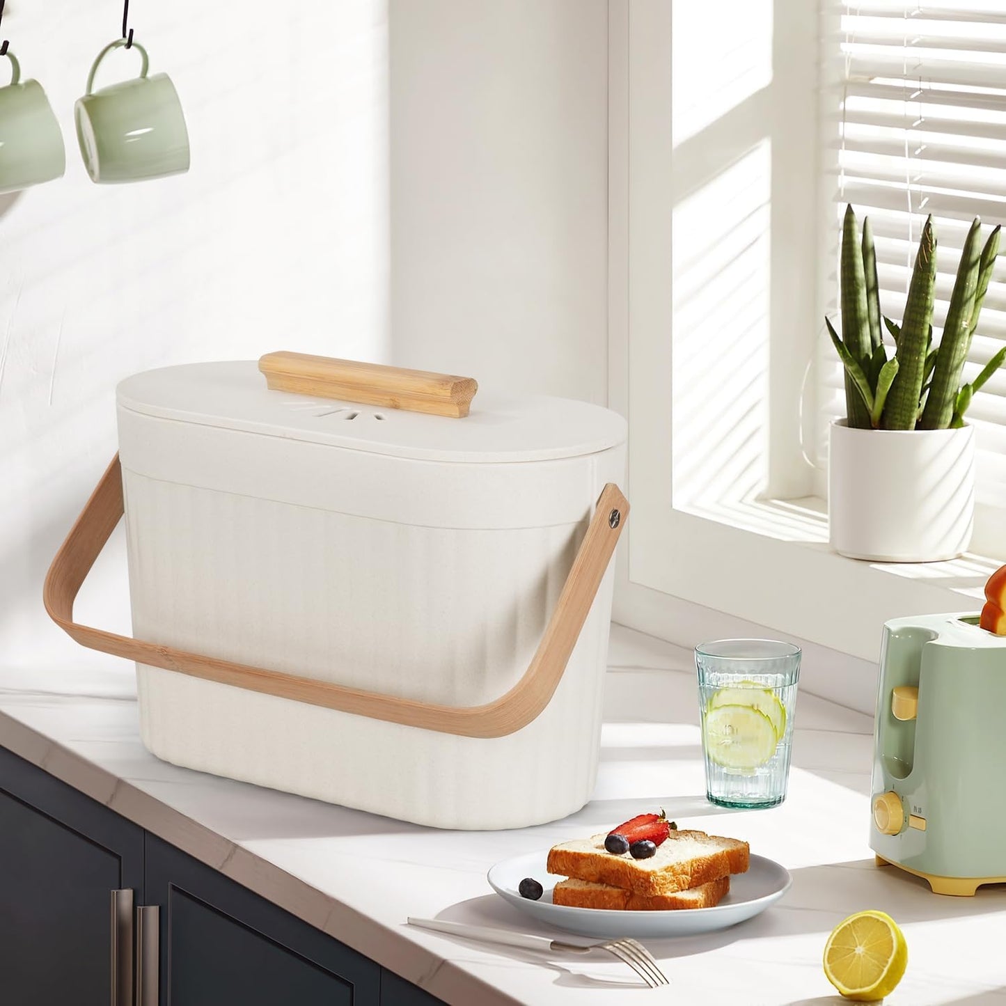 Odorless Counter Top Compost Bucket with Lid - Yatmung Small Kitchen Compost Bin Countertop - Narrow Sustainable Bamboo Composting Pail - Indoor Composter - Slim Food Waste Bin for Kitchen - Cream -