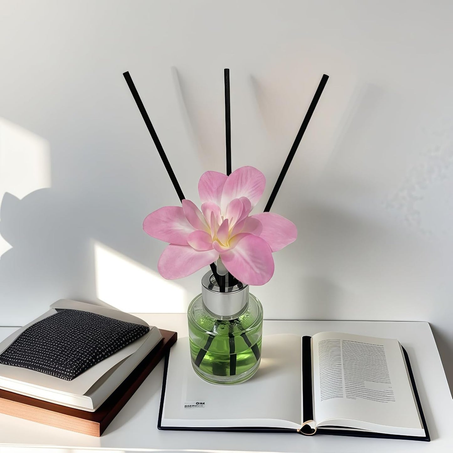 2 PCS Reed Diffuser Bottles Empty, 10Pcs Reed Diffuser Stick, Diffuser Bottle Capacity 50ml (1.7oz) Diffuser Stick 3.5mm-190mm, Suitable for Home, Hotel, Restaurant, Office Aromatherapy Tasks