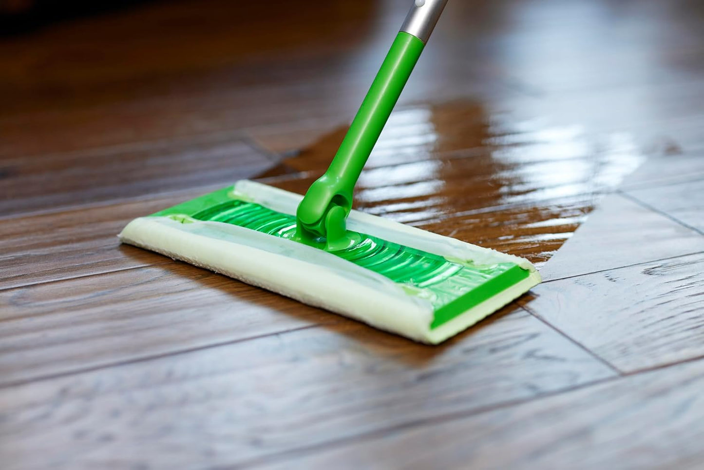 Amazon Basics Wet Mopping Cloth Refills, 24 Count (Fits Swiffer Sweeper Mop Heads)