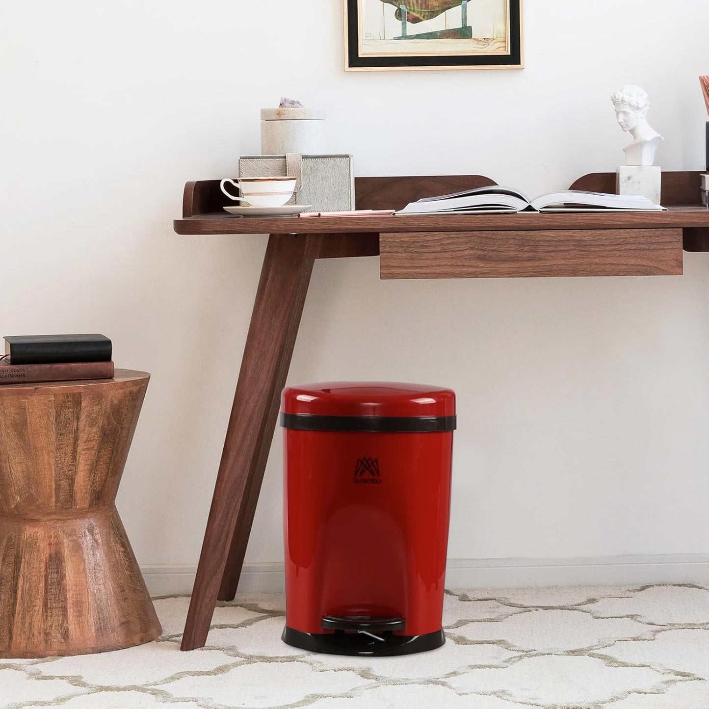 Small Bathroom Step On Trash Can with Lid, Kitchen Garbage Can with Removable Inner Bucket, 2.6 Gal