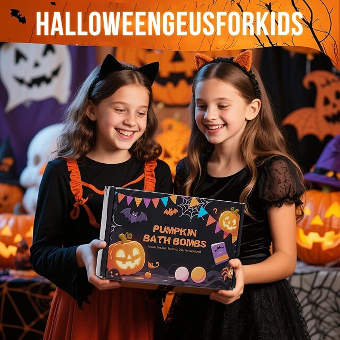 Halloween Bath Bombs for Kids Pumpkin Bath Bombs with Halloween Luminous Mini Resin Toys Inside Halloween Toys Halloween Treat Bags Gifts Kids Skin Care Bathbombs
