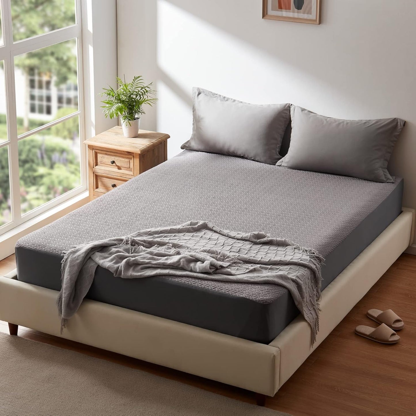 Hanherry 100% Waterproof Mattress Protector King Size - Grey, Mattress Cover 3D Air Fabric Cooling Mattress Pad Cover Smooth Soft Breathable Noiseless, 8''-21'' Deep Pocket