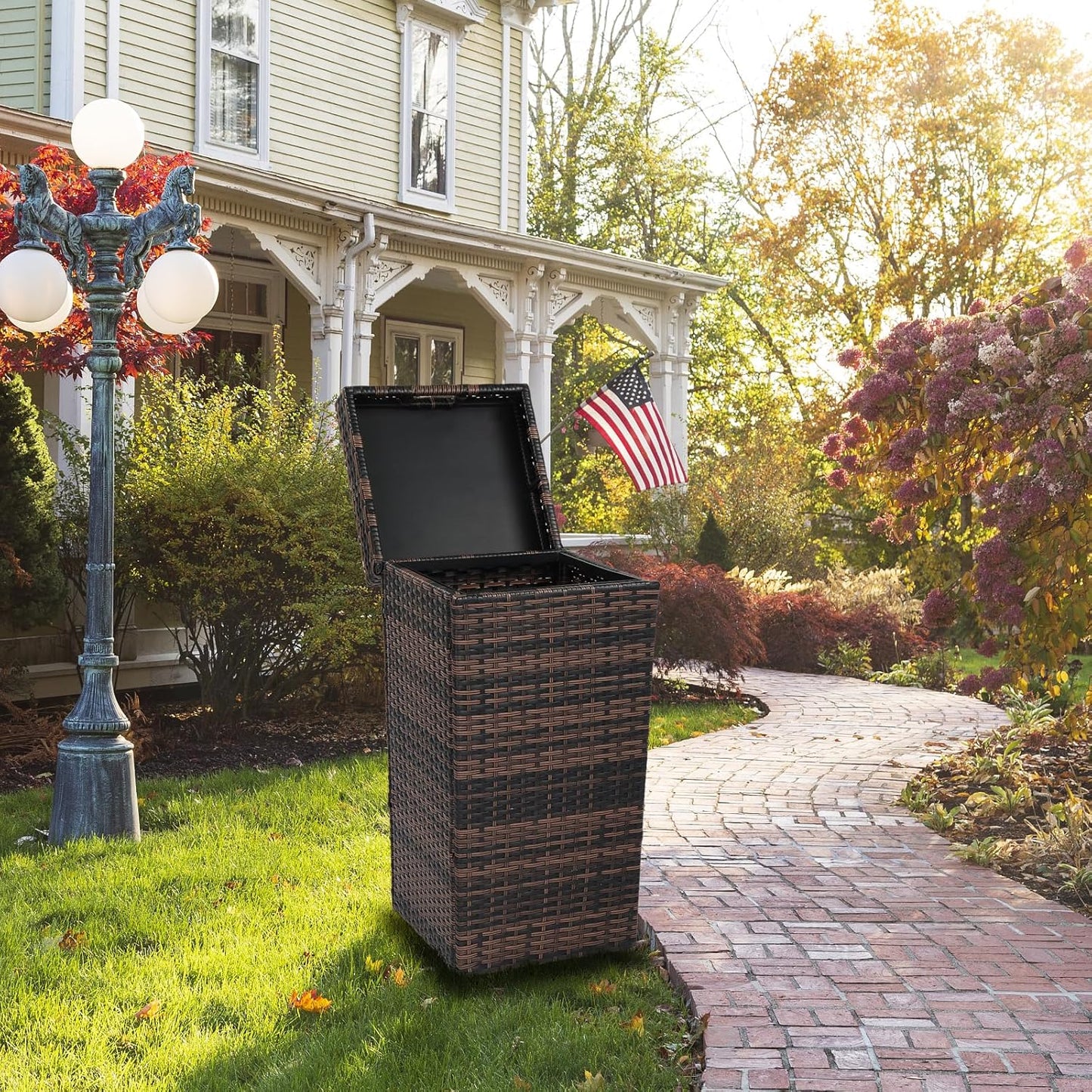 VINGLI Wicker Patio Trash Can, 27 Gallon Rattan Trash Can with Removable Lid, Outdoor Wicker Waste Basket, Wast Container (Brown)