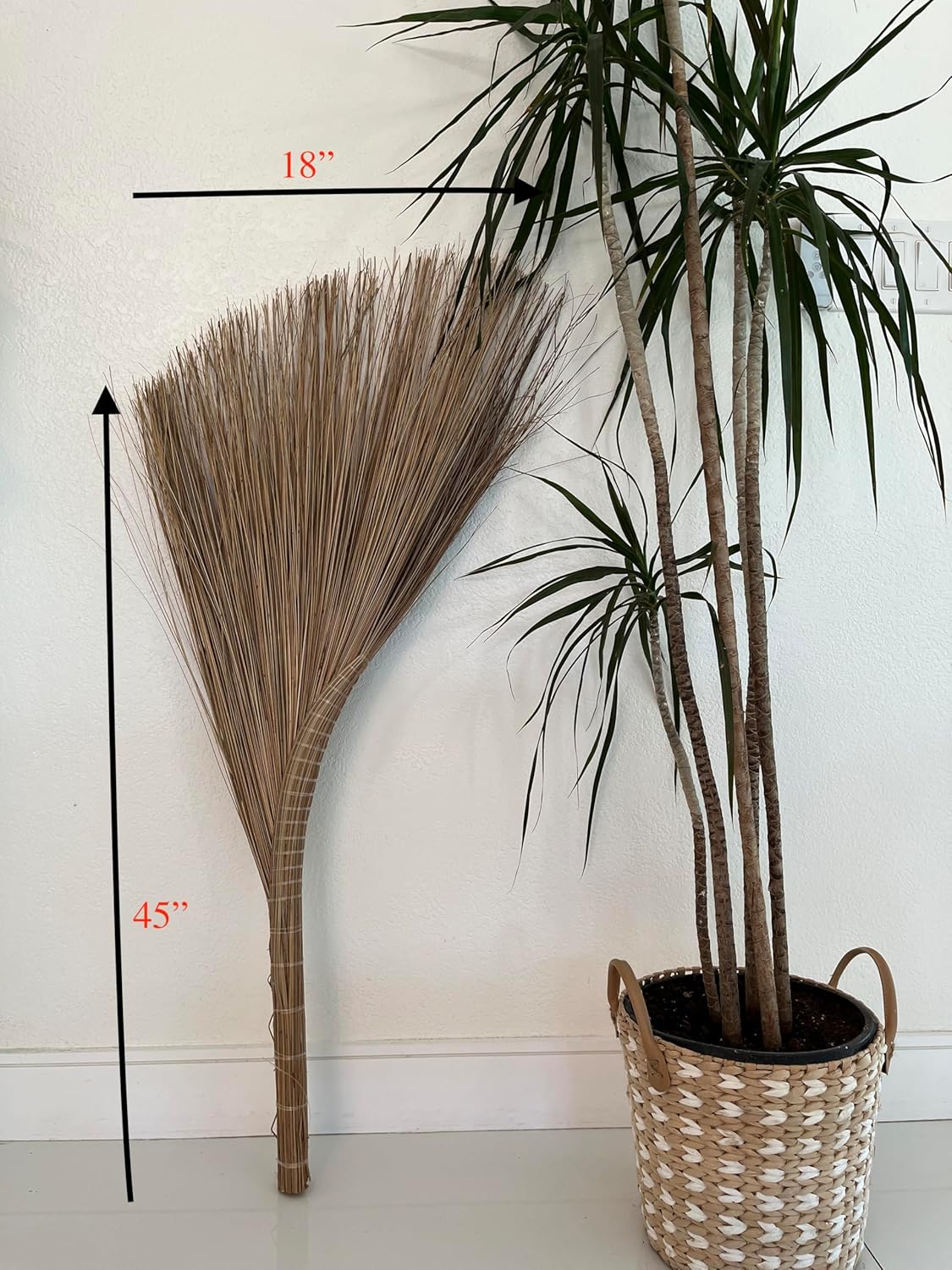 Vietnamese Natural Straw Broom/Handmade Coconut Leaf Broom for Outdoor, Patio, Driveway, Garden (45" Length)